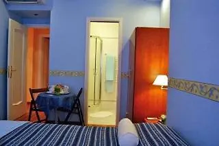Oda ve Kahvaltı Malkavacanze B&B Roma